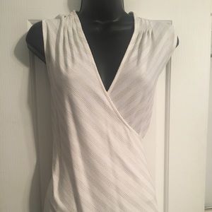 Beautiful cream and gold WHBM blouse